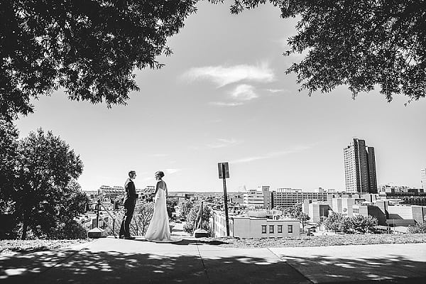 Elkridge Furnace Inn Wedding || Love Life Images || Charm City Wed || www.charmcitywed.com