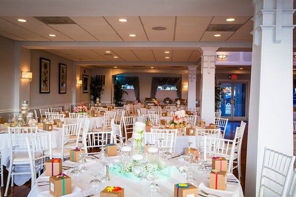 Herrington on the Bay Wedding || Velvet Crown Photography || Charm City Wed || www.charmcitywed.com