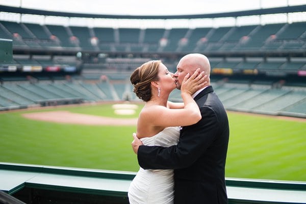 Camden Yards Wedding || Brooke Tyson Photography || Charm City Wed || www.charmcitywed.com