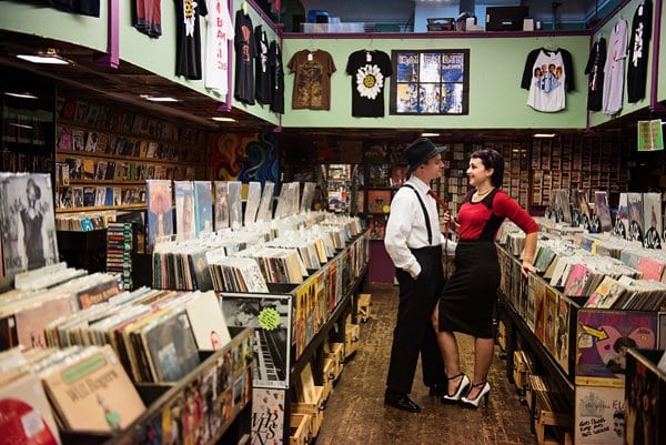 Pin-Up Style Engagement Session || Kathleen Hertel Photography || Charm City Wed || www.charmcitywed.com