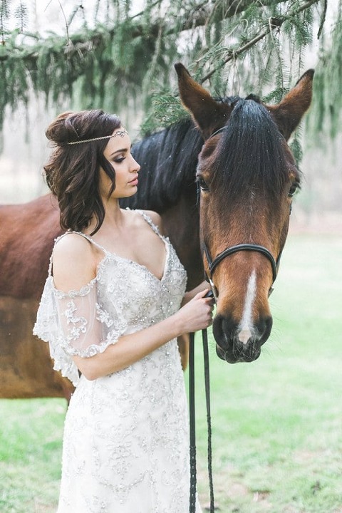 Vintage Bohemian Styled Shoot || Andie Younkin Photography || Charm City Wed || www.charmcitywed.com