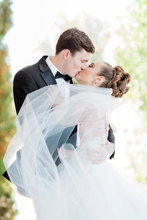 Classic Antrim 1844 Wedding || Dyanna LaMora || Charm City Wed || www.charmcitywed.com