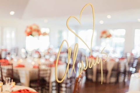 Classic Antrim 1844 Wedding || Dyanna LaMora || Charm City Wed || www.charmcitywed.com