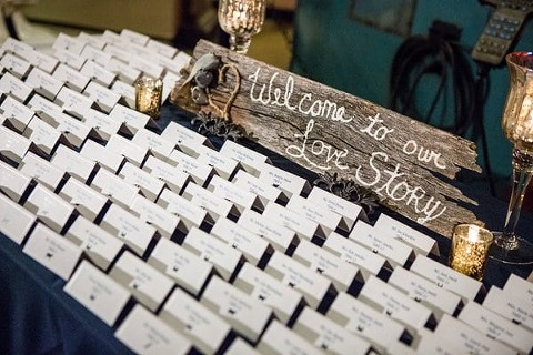 Baltimore Museum of Industry Fall Wedding || Pete Redel Photography || Charm City Wed || www.charmcitywed.com