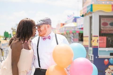 Carnival Engagement Photos || Marlayna Photography || Charm City Wed || www.charmcitywed.com