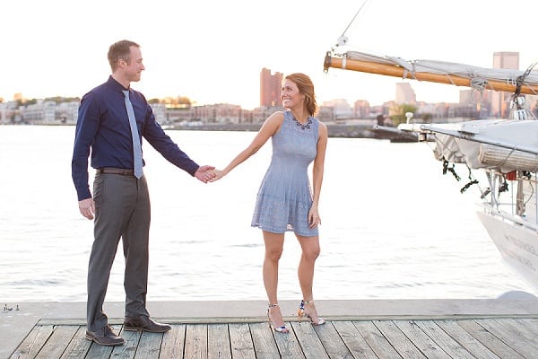 Fells Point Engagement Session || Laura’s Focus Photography || Charm City Wed || www.charmcitywed.com