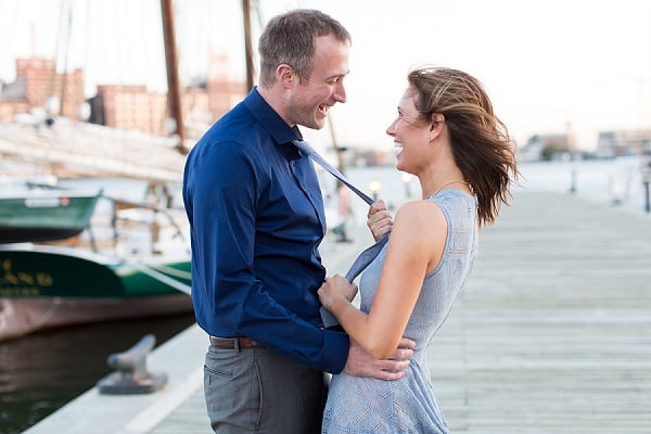 Fells Point Engagement Session || Laura’s Focus Photography || Charm City Wed || www.charmcitywed.com