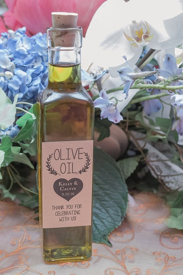 Inn at the Colonnade Wedding || Manda Weaver Photography || Charm City Wed || www.charmcitywed.com