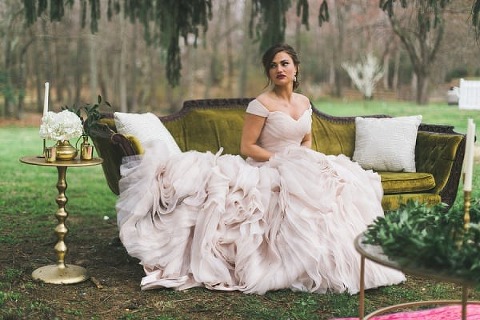 Southern Vintage Glam Styled Shoot || Andie Younkin Photography || Charm City Wed || www.charmcitywed.com