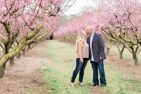 Swann Farm Engagement Session || Joy Michelle Photography || Charm City Wed || www.charmcitywed.com