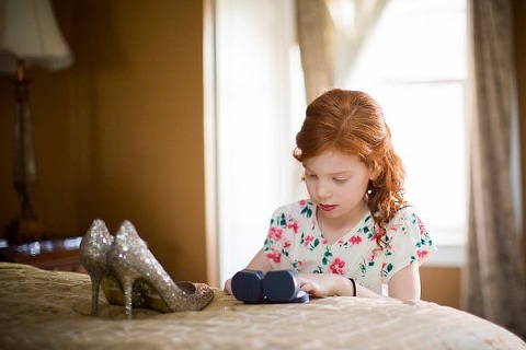 1840s Plaza Wedding || Anna Schmidt Photography || Charm City Wed || www.charmcitywed.com