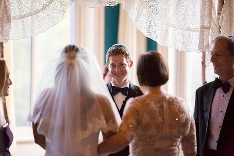 1840s Plaza Wedding || Anna Schmidt Photography || Charm City Wed || www.charmcitywed.com