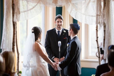 1840s Plaza Wedding || Anna Schmidt Photography || Charm City Wed || www.charmcitywed.com