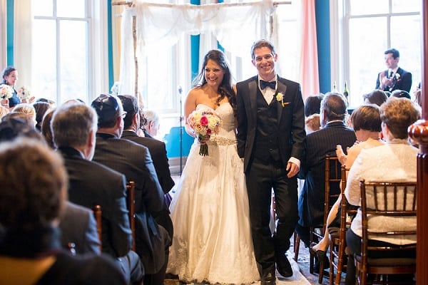 1840s Plaza Wedding || Anna Schmidt Photography || Charm City Wed || www.charmcitywed.com