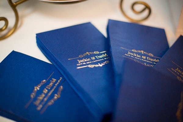 1840s Plaza Wedding || Anna Schmidt Photography || Charm City Wed || www.charmcitywed.com