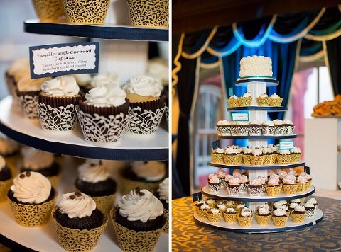 1840s Plaza Wedding || Anna Schmidt Photography || Charm City Wed || www.charmcitywed.com