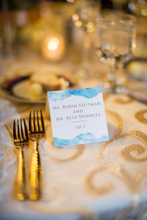 1840s Plaza Wedding || Anna Schmidt Photography || Charm City Wed || www.charmcitywed.com