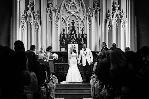 Classic Tabrizi’s Waterfront Wedding || Kathleen Hertel Photography || Charm City Wed || www.charmcitywed.com