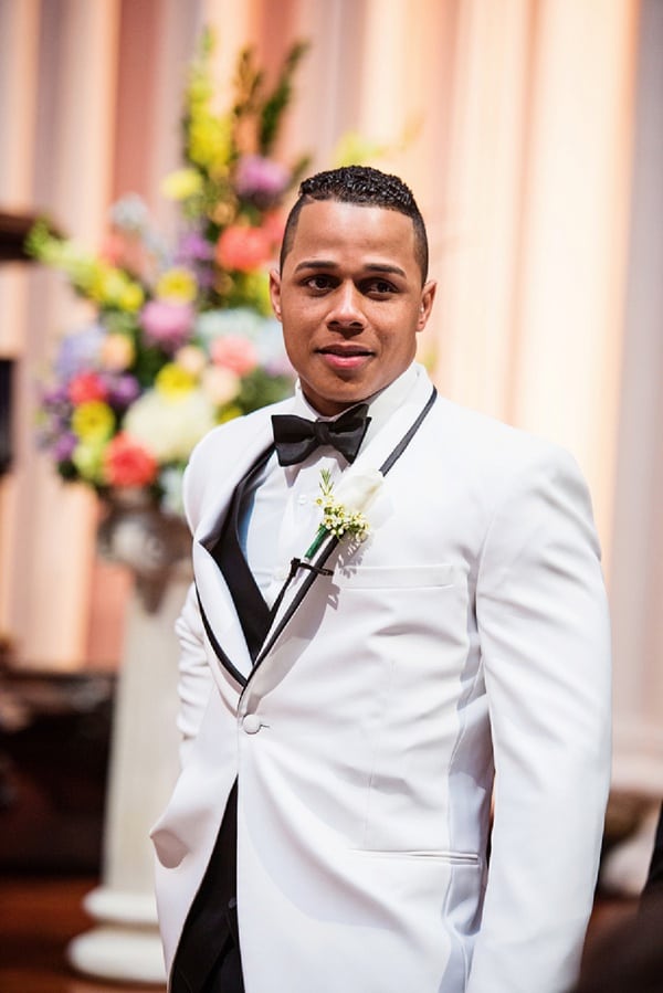 Classic Tabrizi’s Waterfront Wedding || Kathleen Hertel Photography || Charm City Wed || www.charmcitywed.com