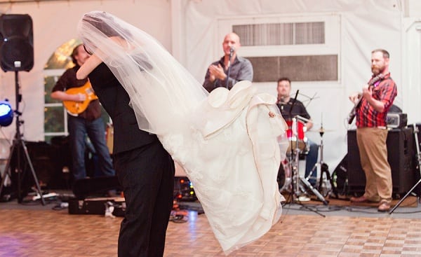 Elkridge Furnace Inn Wedding || Stacey Lee Photography || Charm City Wed || www.charmcitywed.com