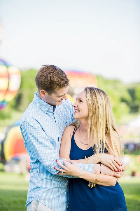 Hot Air Balloon Festival Engagement Session || Lauren E Merrill Photography || Charm City Wed || www.charmcitywed.com