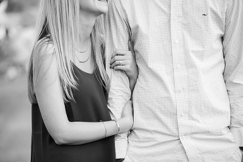 Hot Air Balloon Festival Engagement Session || Lauren E Merrill Photography || Charm City Wed || www.charmcitywed.com