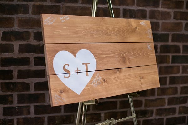 Hunt Valley Inn Wedding || Living Radiant Photography || Charm City Wed || www.charmcitywed.com Hunt Valley Inn Wedding || Living Radiant Photography || Charm City Wed || www.charmcitywed.com