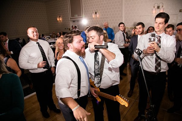 Hunt Valley Inn Wedding || Living Radiant Photography || Charm City Wed || www.charmcitywed.com Hunt Valley Inn Wedding || Living Radiant Photography || Charm City Wed || www.charmcitywed.com