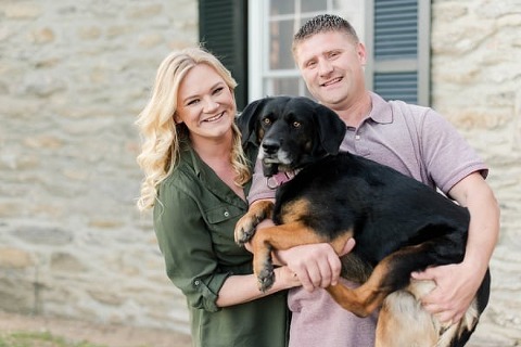 Outdoor Engagement Session || Sknow Photo || Charm City Wed || www.charmcitywed.com