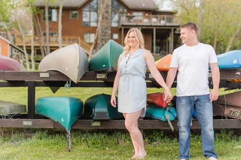 Outdoor Engagement Session || Sknow Photo || Charm City Wed || www.charmcitywed.com