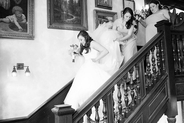 Spring Gramercy Mansion Wedding || Kira Nichole Photography || Charm City Wed || www.charmcitywed.com