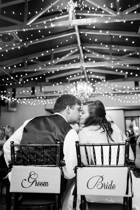 Spring Gramercy Mansion Wedding || Kira Nichole Photography || Charm City Wed || www.charmcitywed.com