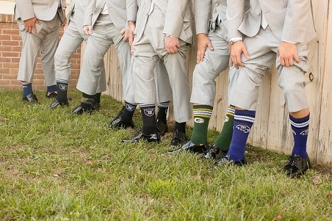 Waters Edge Event Center Wedding || Living Radiant Photography || Charm City Wed || www.charmcitywed.com