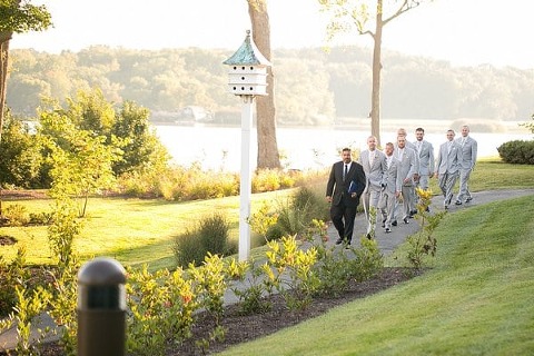 Waters Edge Event Center Wedding || Living Radiant Photography || Charm City Wed || www.charmcitywed.com