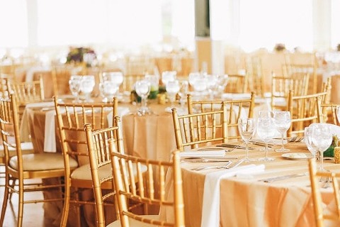 4th of July Wedding at the Anchor Inn || JFannon Photography || Charm City Wed || www.charmcitywed.com