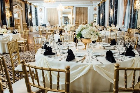 Bubble Exit Wedding at the Belvedere || Bradley Images || Charm City Wed || www.charmcitywed.com