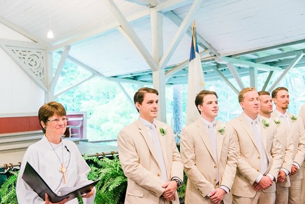 Emory Grove Hotel Wedding || Britney Clause Photography || Charm City Wed || www.charmcitywed.com