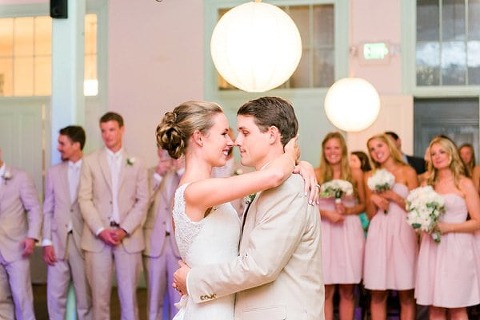 Emory Grove Hotel Wedding || Britney Clause Photography || Charm City Wed || www.charmcitywed.com