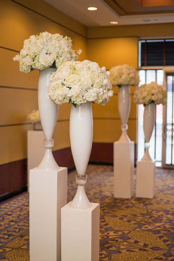 Indian Pier 5 Hotel Wedding || Brooke Tyson Photography || Charm City Wed || www.charmcitywed.com Indian Pier 5 Hotel Wedding || Brooke Tyson Photography || Charm City Wed || www.charmcitywed.com