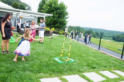 Mountain Branch Golf Club Wedding || Kathleen Hertel Photography || Charm City Wed || www.charmcitywed.com
