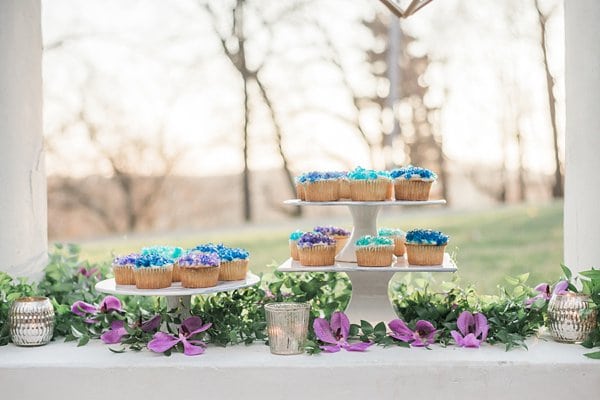 Serenity+Cobalt Inspired Styled Shoot || Marlayna Photography + Britney Clause Photography || Charm City Wed || www.charmcitywed.com