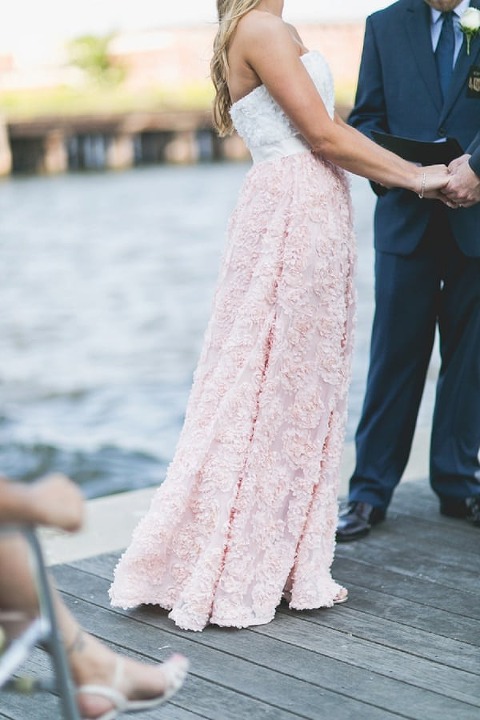 Waterfront Kitchen Wedding || Anny. Photography || Charm City Wed || www.charmcitywed.com