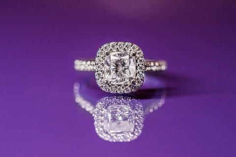 Baltimore Pier 5 Hotel Wedding || Liz Cowie Photography || Charm City Wed || www.charmcitywed.com