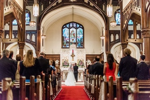 Baltimore Pier 5 Hotel Wedding || Liz Cowie Photography || Charm City Wed || www.charmcitywed.com