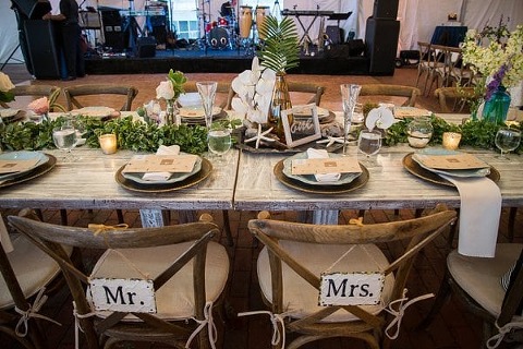 Frederick Douglass Maritime Museum Wedding || Meaghan Elliott Photography || Lemon and Lime Event Design || Charm City Wed || www.charmcitywed.com