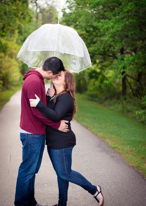 Lush Spring Engagement Session || Katherine Elizabeth Photography || Charm City Wed || www.charmcitywed.com