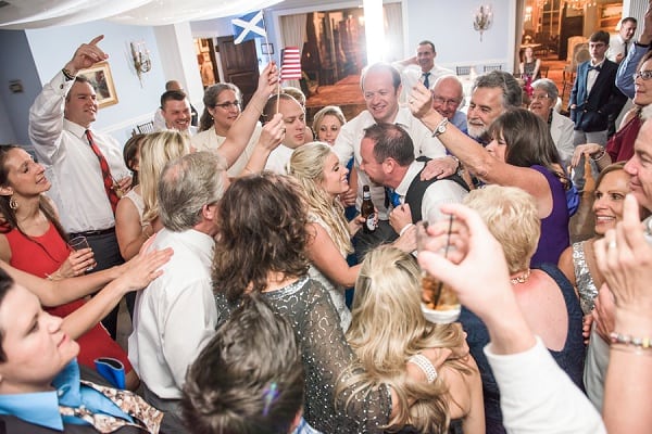 Mansion at Valley Country Club Wedding || Marlayna Photography || Charm City Wed || www.charmcitywed.com