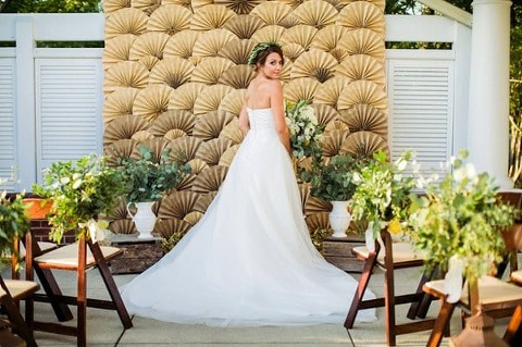 Pineapple Inspiration Chesapeake Bay Beach Club Styled Shoot || Emily Chastain Photography || Charm City Wed || www.charmcitywed.com