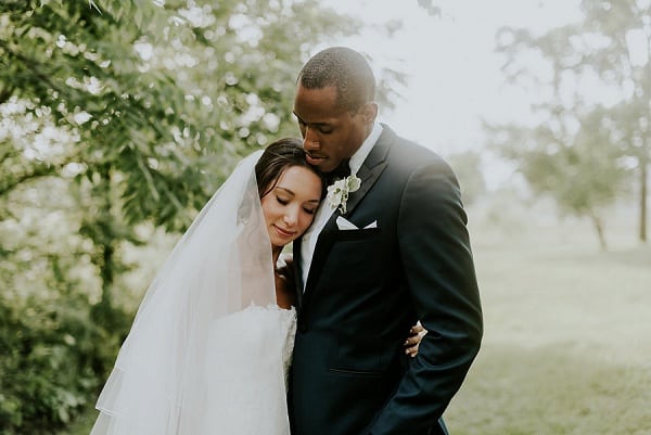 Romantic Backyard Wedding || Bekah Kay Creative || Charm City Wed || www.charmcitywed.com