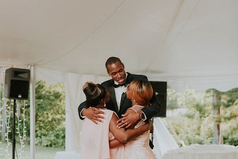 Romantic Backyard Wedding || Bekah Kay Creative || Charm City Wed || www.charmcitywed.com